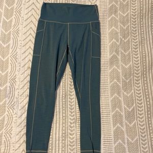Prana Becksa 7/8 leggings with pockets!